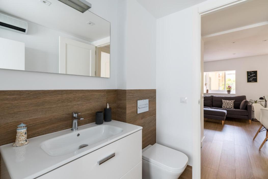 Apartamento Moderno En Triana 2 Dormitorios Y Aire Acondicionado Seville Exterior photo